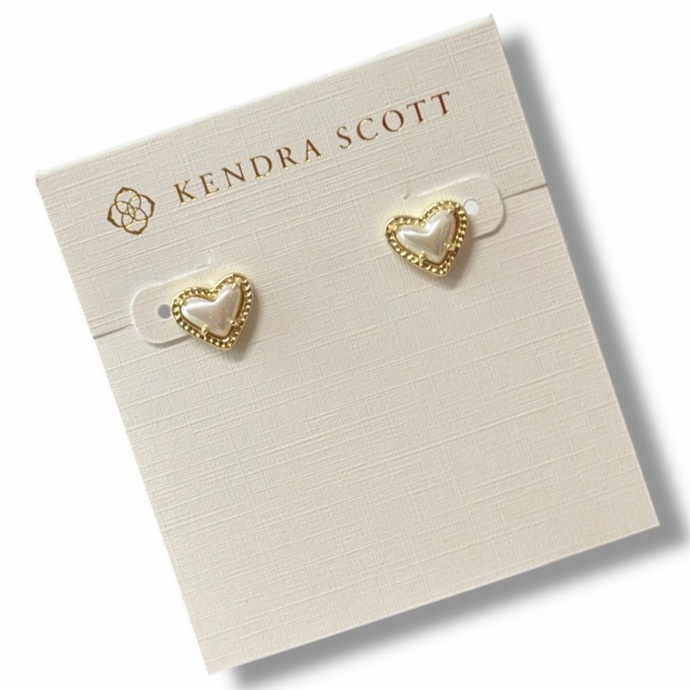 Kendra Scott Ari Heart Gold Stud Earrings in Ivory Mother-of-Pearl - NEW